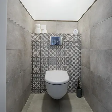 Uzupis - Old Town Apartment *
