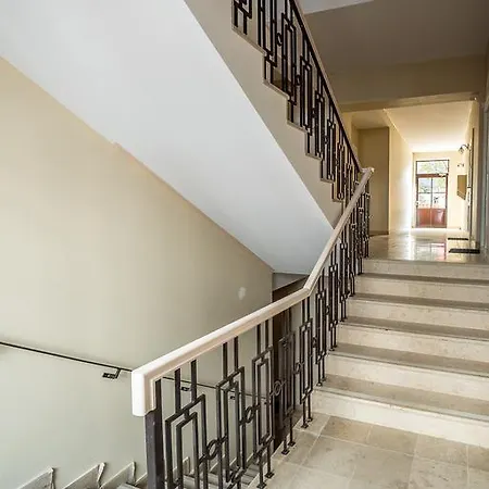 Uzupis - Old Town Apartment *